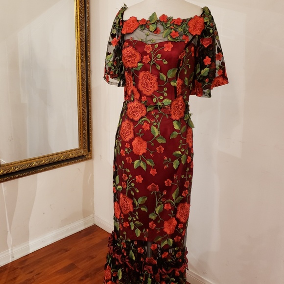 Mary Louise Dresses & Skirts - Embroidered Lace Off-The-Shoulder Long Dress